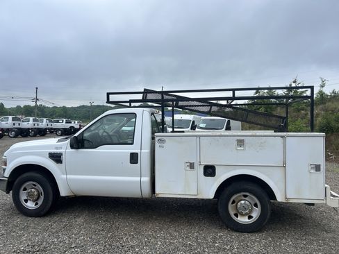 Used 2008 Ford F250 XL RWD image 3