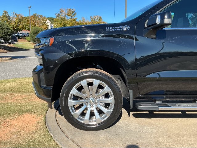 Used 2022 Chevrolet Silverado 1500 High Country AWD/4WD image 12