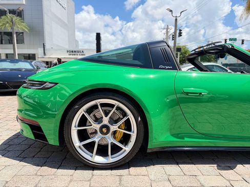 Used 2021 Porsche 911 Targa 4 AWD/4WD image 27