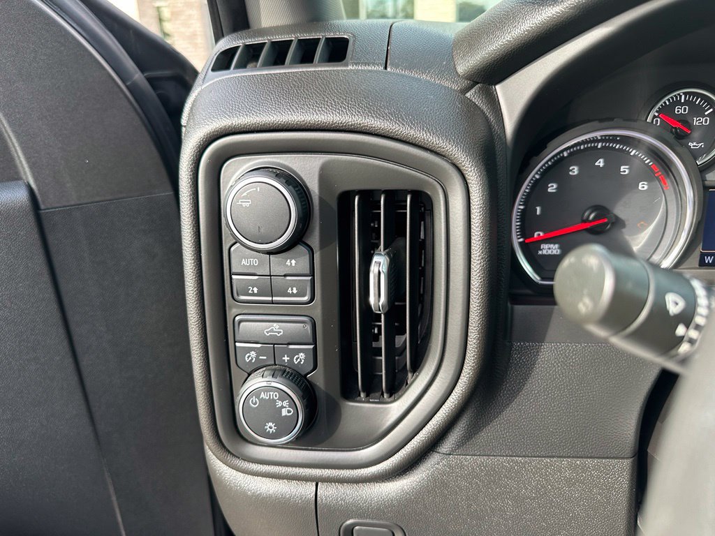 Used 2021 Chevrolet Silverado 1500 Custom Trail Boss w/ Safety Confidence Package AWD/4WD image 13
