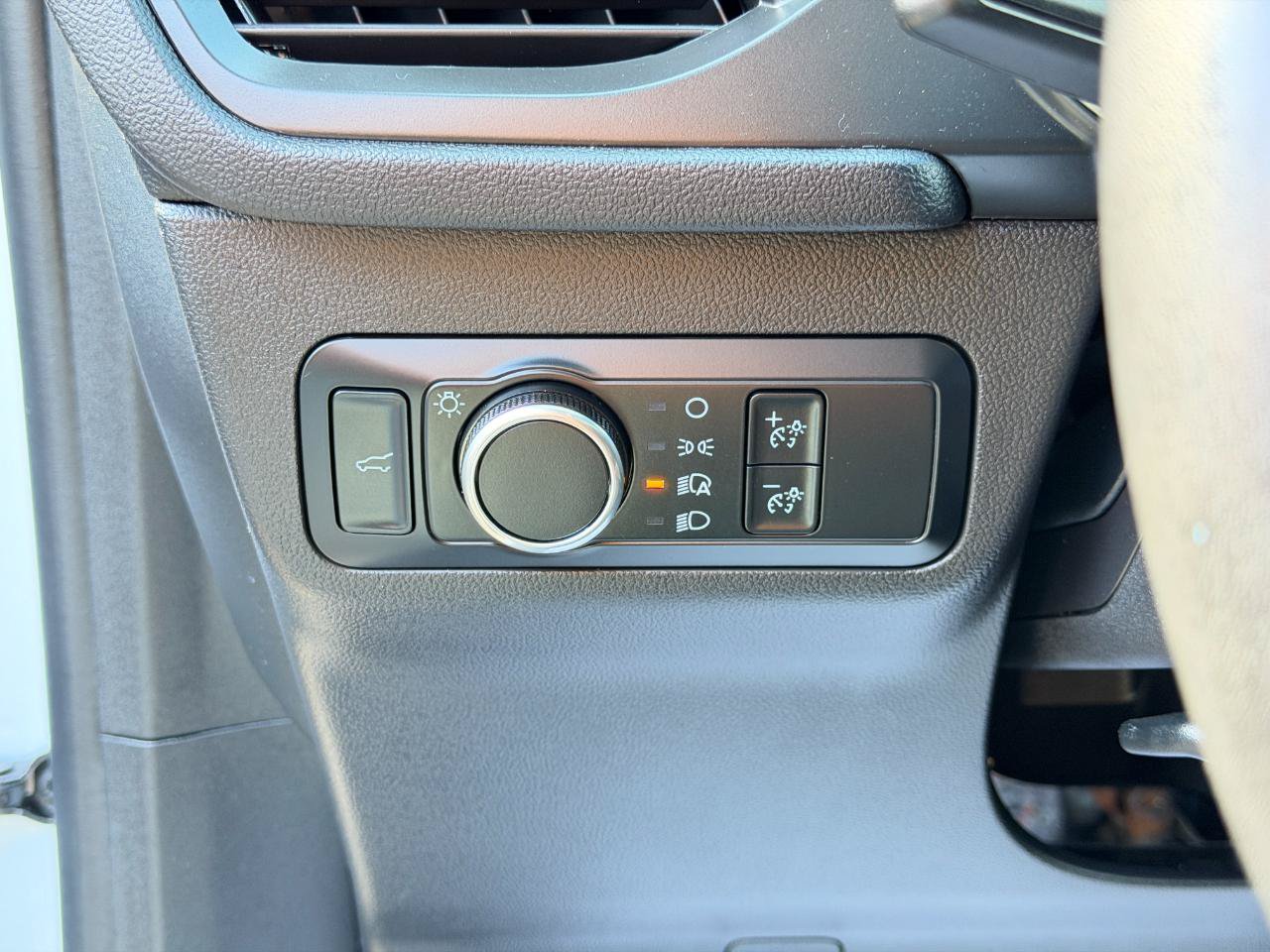 Used 2024 Ford Escape Active AWD/4WD image 18