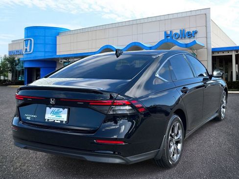 Used 2023 Honda Accord EX image 4