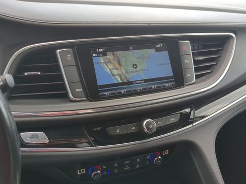 Used 2019 Buick Enclave Avenir w/ Avenir Technology Package FWD image 20