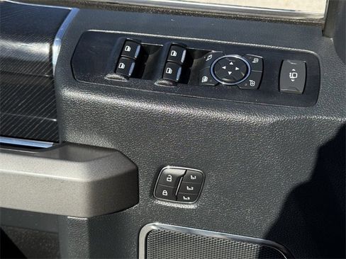 Used 2022 Ford F250 Platinum w/ Tremor Off-Road Package image 28