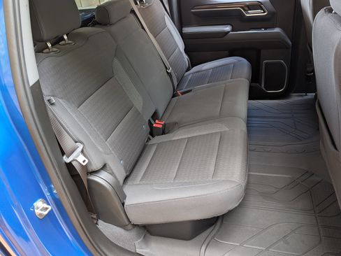 Used 2022 Chevrolet Silverado 1500 LT image 19