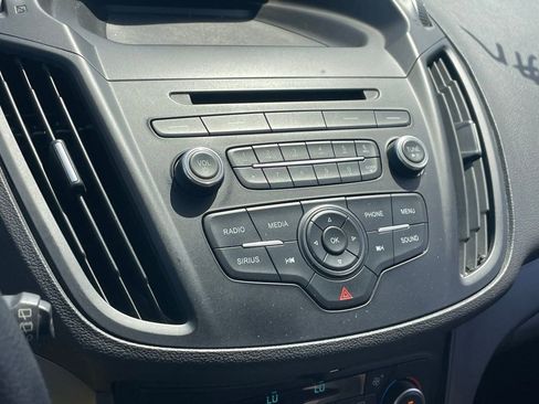 Used 2018 Ford Escape SE FWD image 10