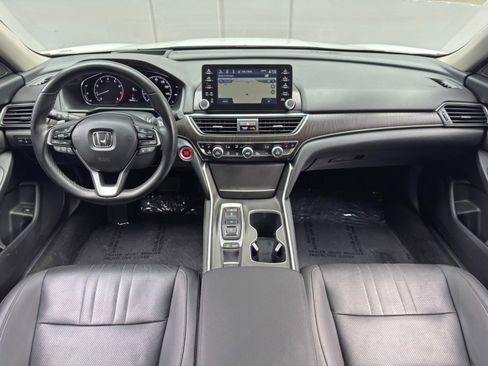 Used 2022 Honda Accord Touring image 12