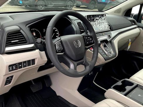 New 2026 Honda Odyssey EX-L image 9
