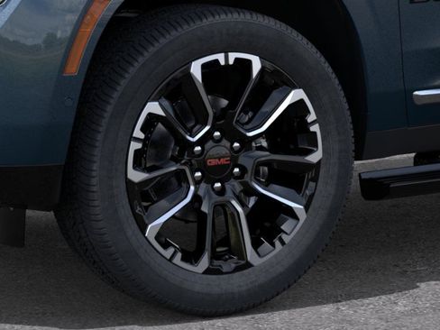 New 2026 GMC Yukon Denali w/ Denali Reserve Package AWD/4WD image 9