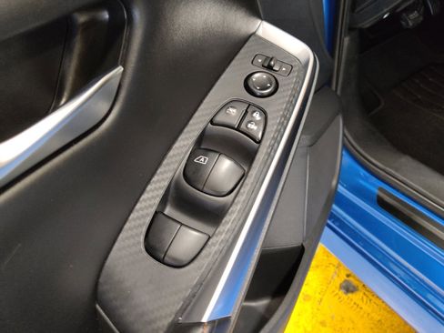Used 2022 Nissan Sentra SR w/ Lighting Package FWD image 27