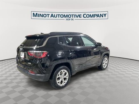 Certified 2024 Jeep Compass Latitude AWD/4WD image 8