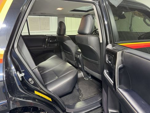 Used 2023 Toyota 4Runner 40th Anniversary SE AWD/4WD image 14