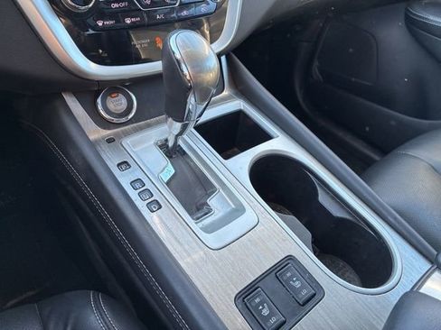 Used 2018 Nissan Murano SL w/ Moonroof Package image 18