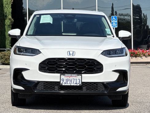 Certified 2024 Honda HR-V EX-L image 9