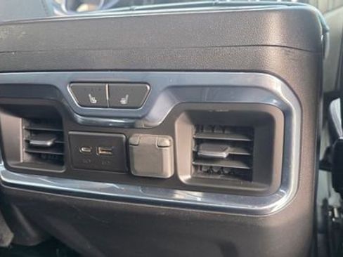 Used 2023 GMC Sierra 2500 AT4 w/ AT4 Premium Plus Package AWD/4WD image 14