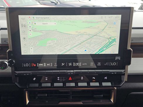 Used 2024 GMC Hummer EV 2X w/ Extreme Off-Road Package image 26