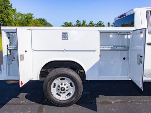Used 2022 Chevrolet Silverado 2500 W/T w/ WT Convenience Package RWD image 6