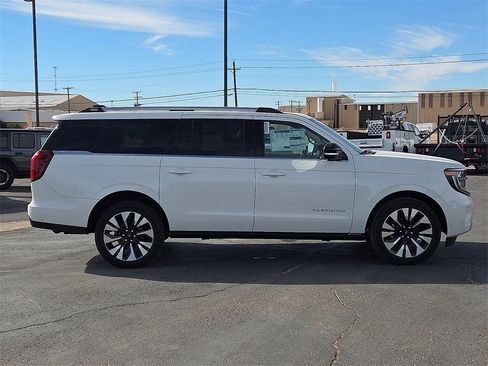 New 2025 Ford Expedition Max Platinum w/ Platinum Ultimate Package image 5