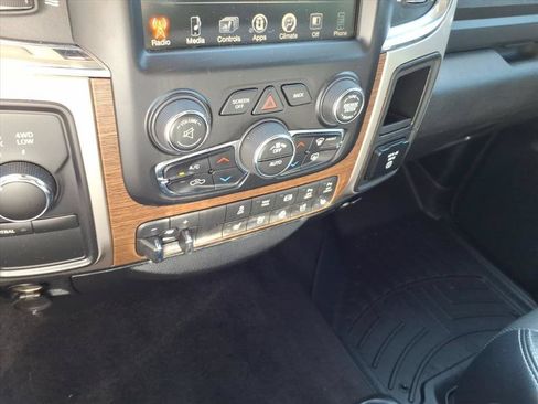 Used 2016 RAM 2500 Laramie AWD/4WD image 30
