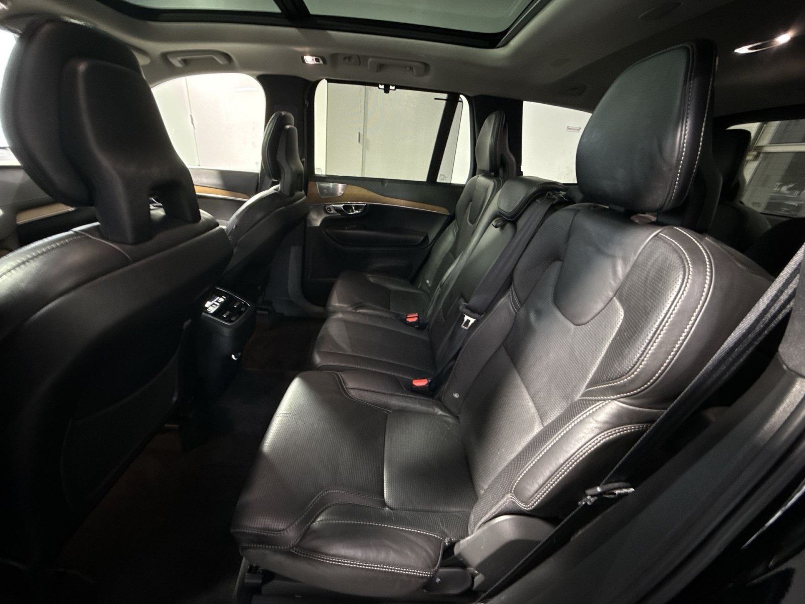 Used 2016 Volvo XC90 T6 Inscription AWD/4WD image 26