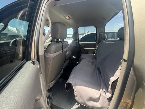 Used 2005 Dodge Ram 2500 Truck ST AWD/4WD image 10