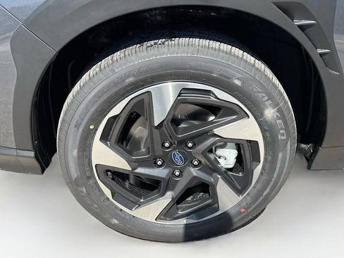New 2026 Subaru Crosstrek 2.5i Limited w/ Crosstrek Mirror Package AWD/4WD image 39