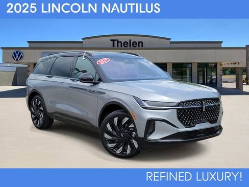 Used 2025 Lincoln Nautilus Reserve AWD/4WD image 1