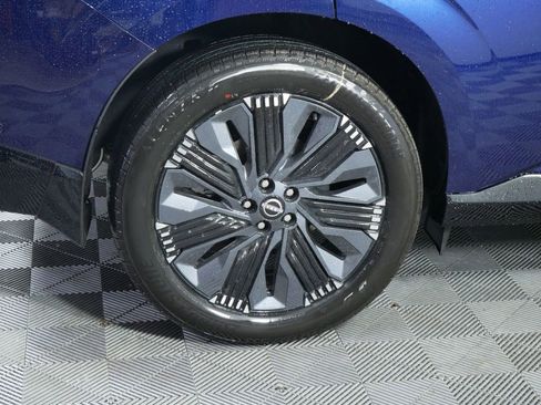 New 2025 Nissan Murano Platinum AWD/4WD image 12
