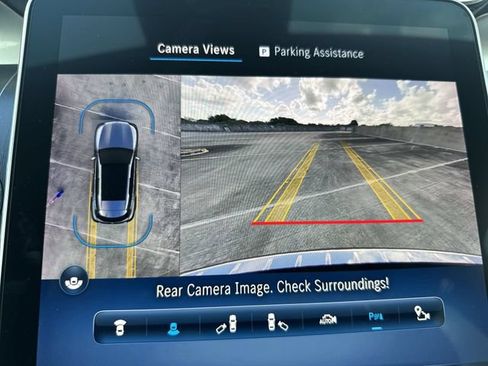 Used 2023 Mercedes-Benz GLC 300 image 24
