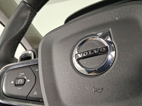 Certified 2023 Volvo XC40 B5 Core w/ Convenience Package AWD/4WD image 33