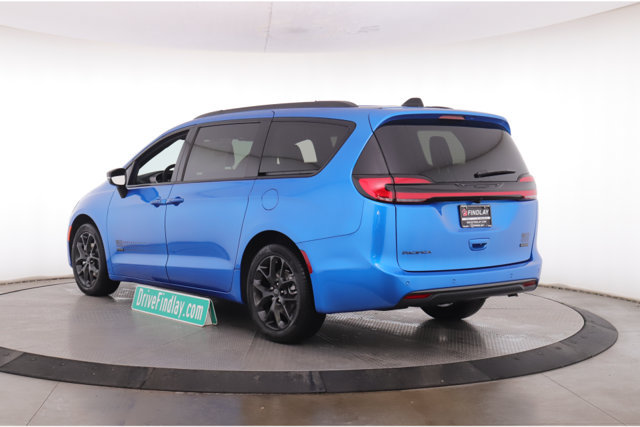 New 2027 Chrysler Pacifica Select FWD image 8