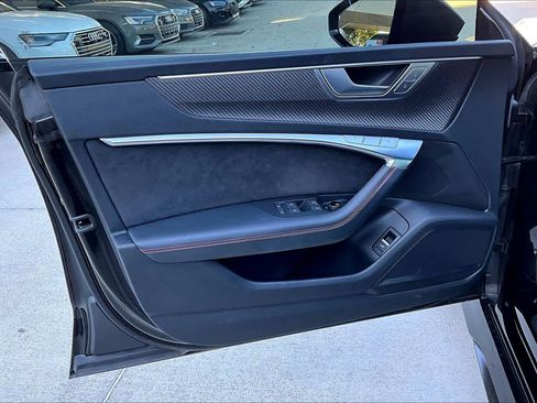 Used 2024 Audi RS 7 Performance image 19