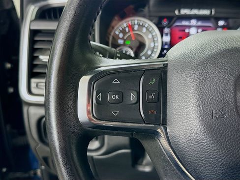 Used 2024 RAM 1500 Laramie image 23