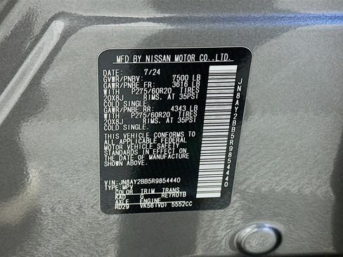 Used 2024 Nissan Armada SL w/ Captain's Chairs Package image 12