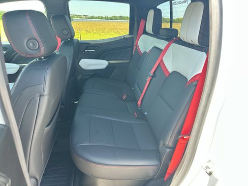 Used 2024 GMC Canyon AT4X AWD/4WD image 22