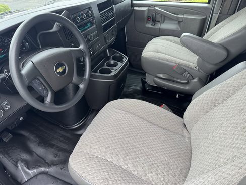 Used 2023 Chevrolet Express 3500 LS image 9