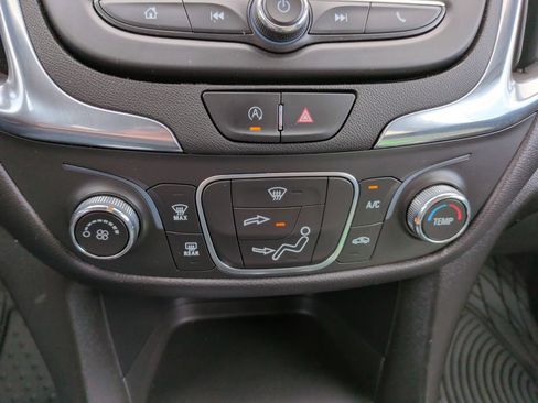 Used 2023 Chevrolet Equinox LT AWD/4WD image 14