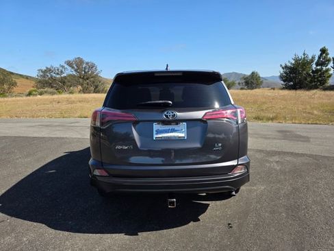 Used 2018 Toyota RAV4 LE w/ All Weather Liner Package AWD/4WD image 9