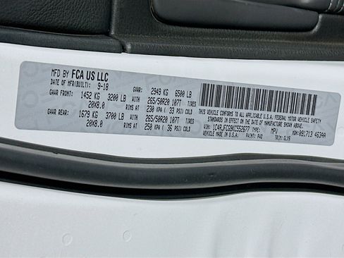 Used 2019 Jeep Grand Cherokee Overland image 12