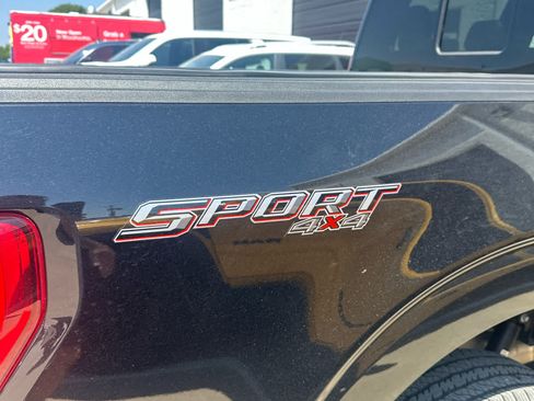 Used 2022 Ford F150 Lariat w/ Equipment Group 502A High AWD/4WD image 12