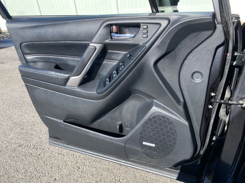 Used 2018 Subaru Forester 2.5i Touring w/ Popular Package #2 image 17