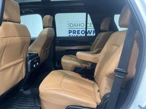 Used 2023 Ford Expedition Platinum AWD/4WD image 23