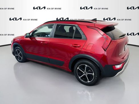 Certified 2024 Kia Niro EX w/ EX Cold Weather Package FWD image 6
