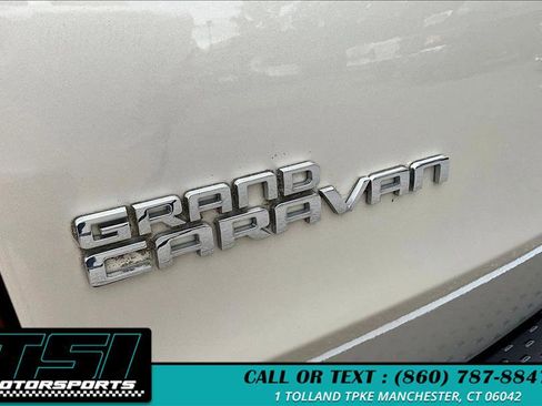 Used 2012 Dodge Grand Caravan SE image 8
