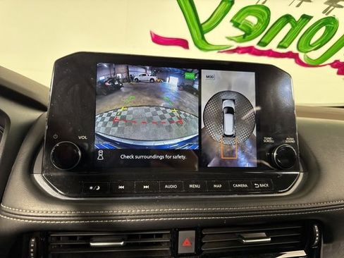 Used 2023 Nissan Rogue Platinum w/ Platinum Premium Package image 35