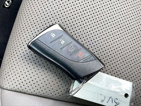 Used 2022 Lexus GX 460 Premium image 36