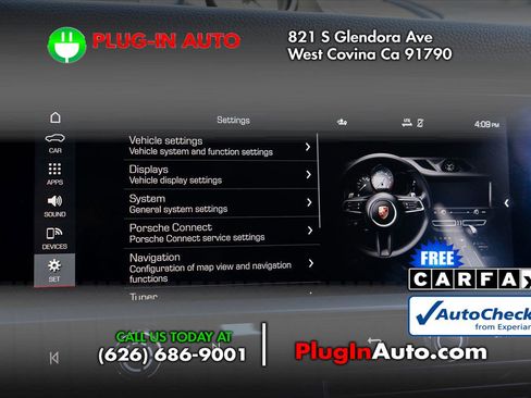 Used 2023 Porsche Macan AWD/4WD image 36