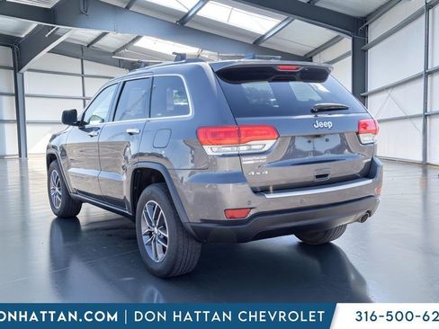 Used 2017 Jeep Grand Cherokee Limited AWD/4WD image 23