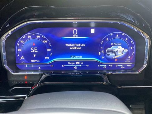 Used 2023 Chevrolet Silverado 1500 ZR2 w/ Technology Package image 17