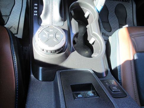 Used 2021 Ford Bronco Outer Banks image 18